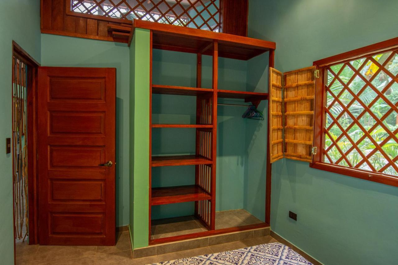 Villa Pina Dorada Dependencia Del Hotel Casa Merlin Puerto Viejo de Talamanca Eksteriør bilde