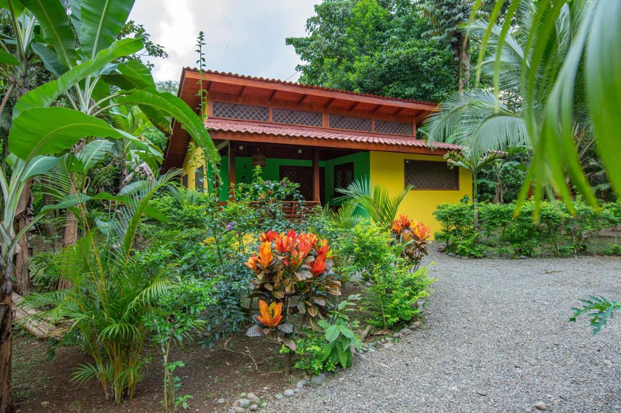 Villa Pina Dorada Dependencia Del Hotel Casa Merlin Puerto Viejo de Talamanca Eksteriør bilde
