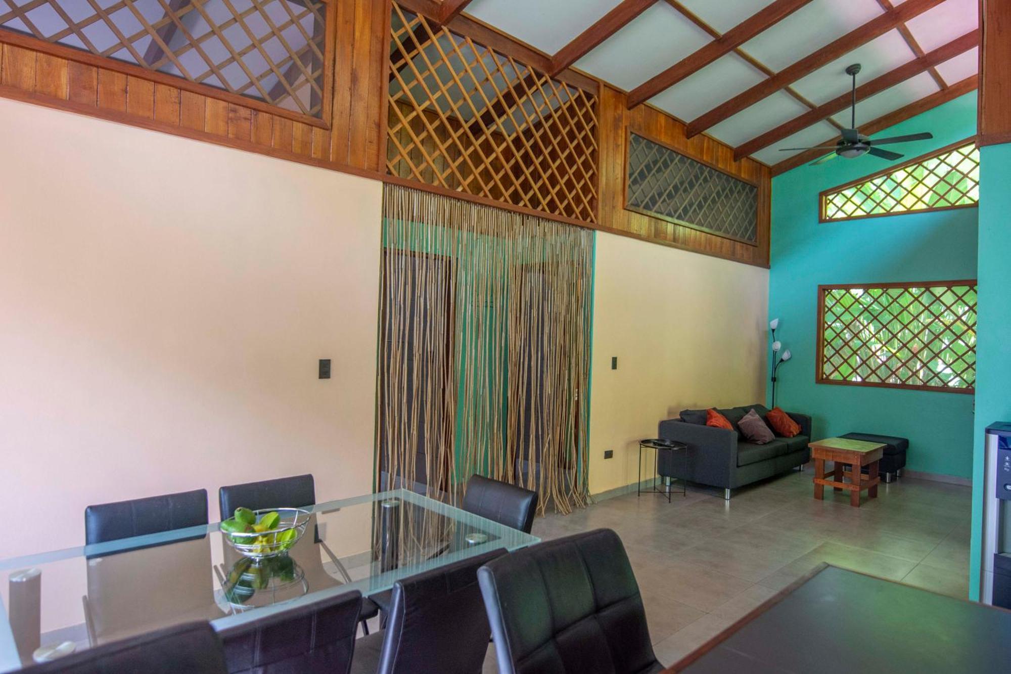 Villa Pina Dorada Dependencia Del Hotel Casa Merlin Puerto Viejo de Talamanca Eksteriør bilde