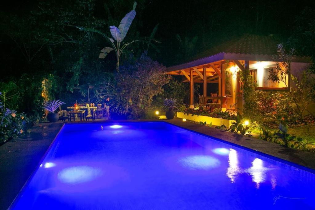 Villa Pina Dorada Dependencia Del Hotel Casa Merlin Puerto Viejo de Talamanca Eksteriør bilde