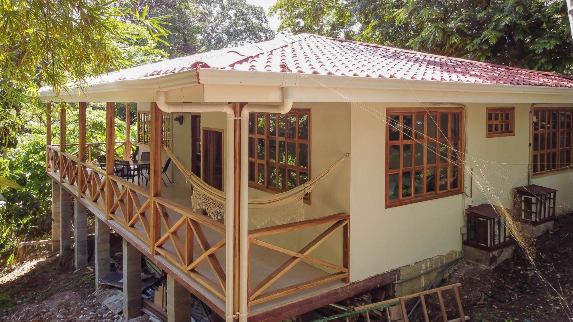 Villa Pina Dorada Dependencia Del Hotel Casa Merlin Puerto Viejo de Talamanca Eksteriør bilde
