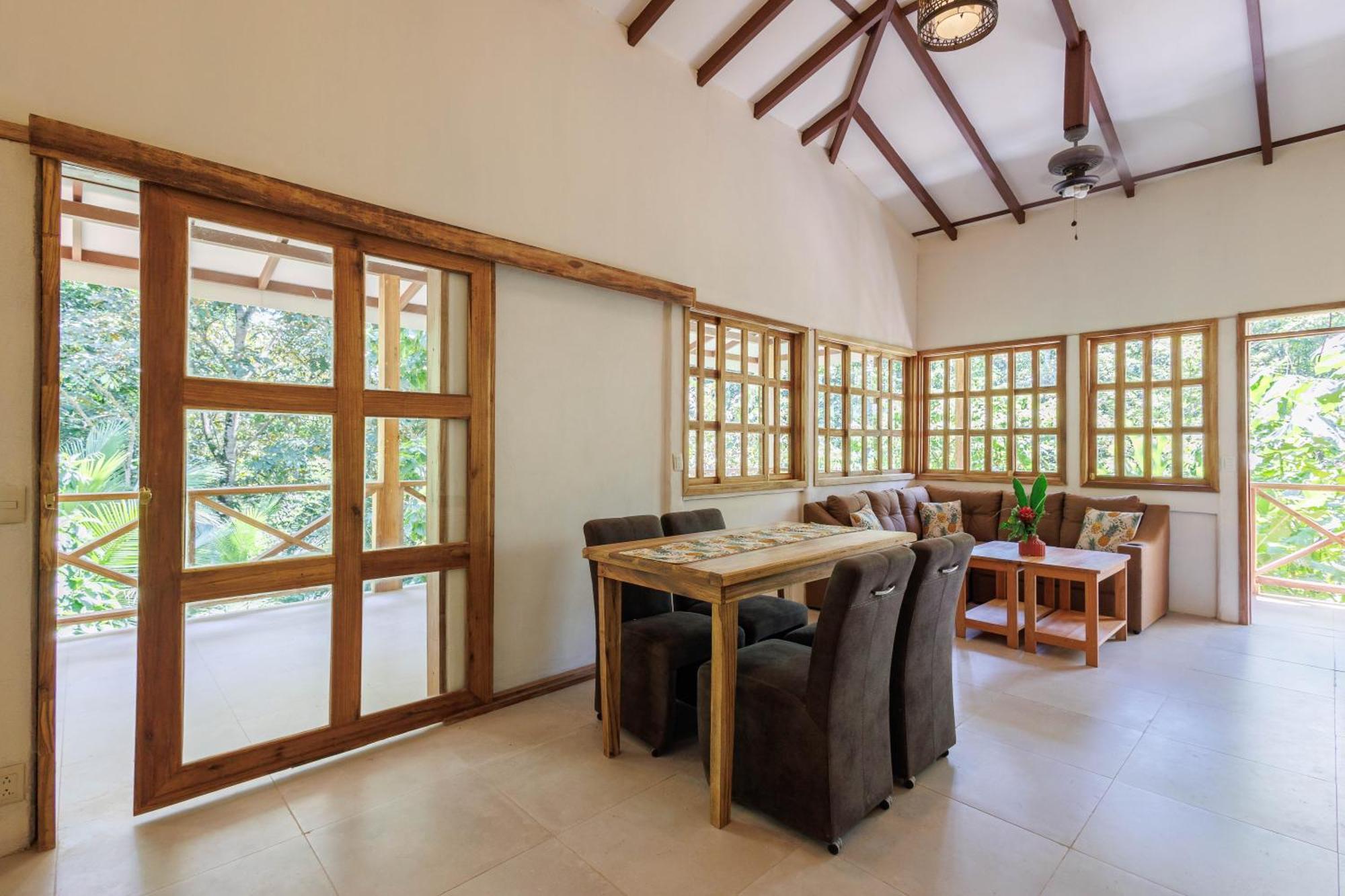 Villa Pina Dorada Dependencia Del Hotel Casa Merlin Puerto Viejo de Talamanca Eksteriør bilde