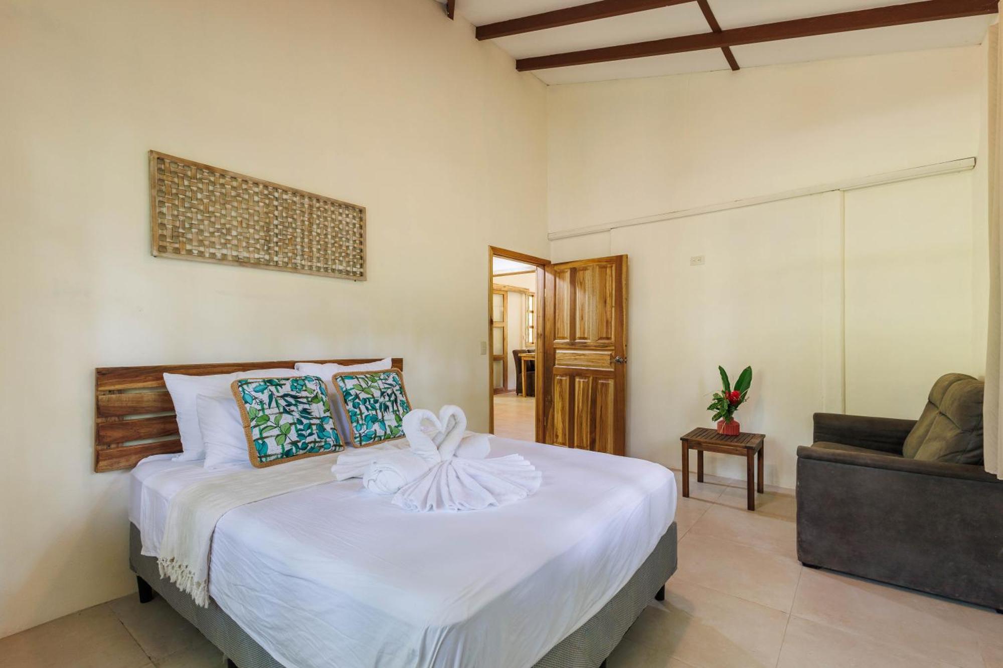 Villa Pina Dorada Dependencia Del Hotel Casa Merlin Puerto Viejo de Talamanca Eksteriør bilde