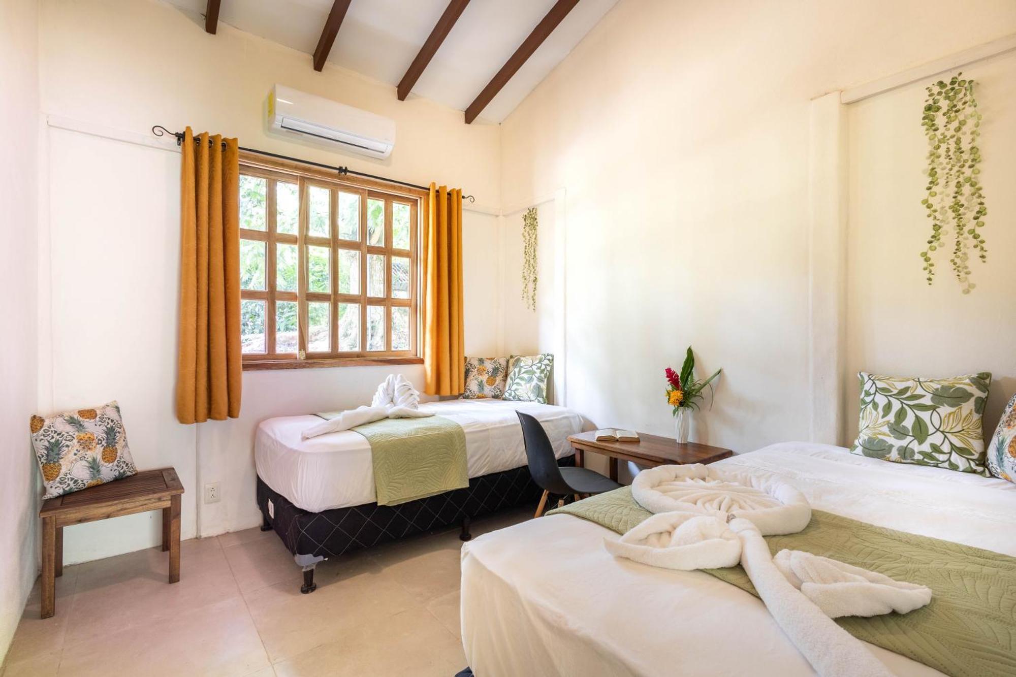 Villa Pina Dorada Dependencia Del Hotel Casa Merlin Puerto Viejo de Talamanca Eksteriør bilde